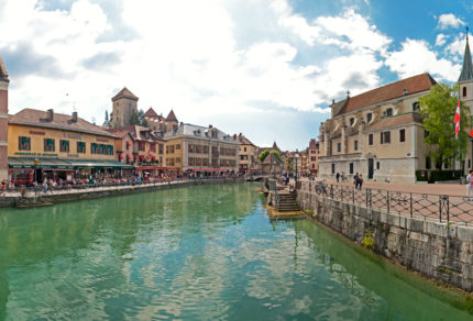 Annecy vieille ville canal